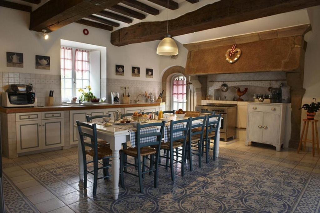 Saint-Quay-Perros Manoir De Keringant 게스트하우스 외부 사진